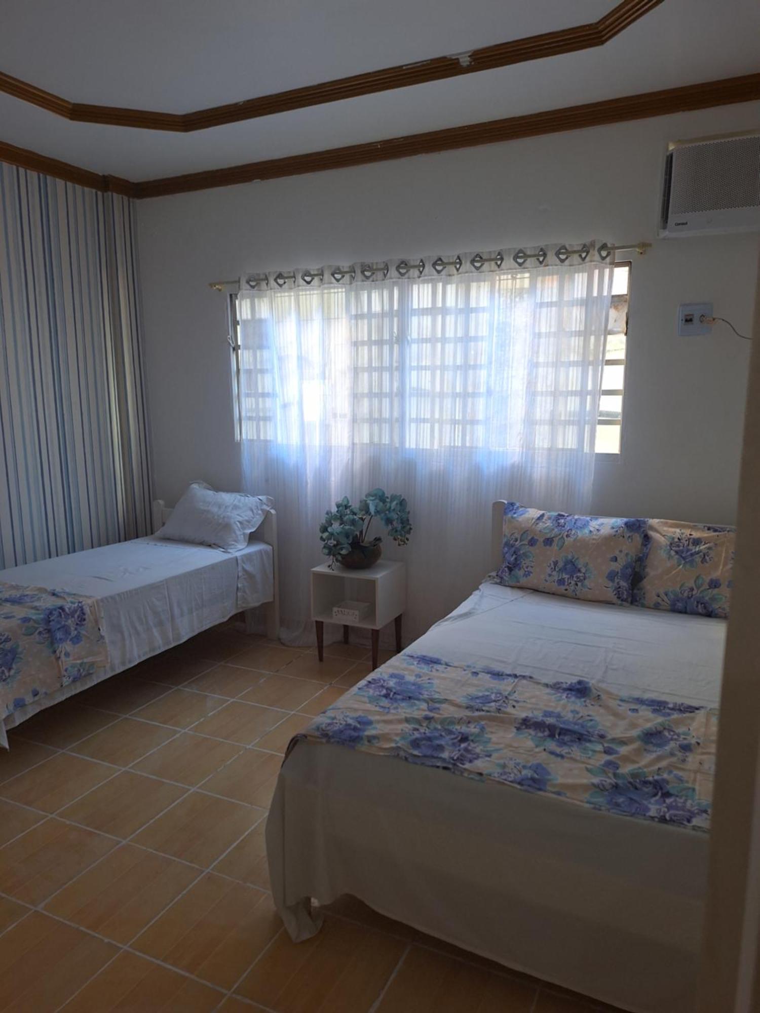 Quarto Triplo Com Banheiro Em Pousada E Restaurante Манаус Екстериор снимка